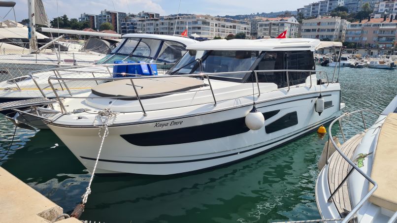2019 MODEL JEANNEAU MERRY FISHER 1095