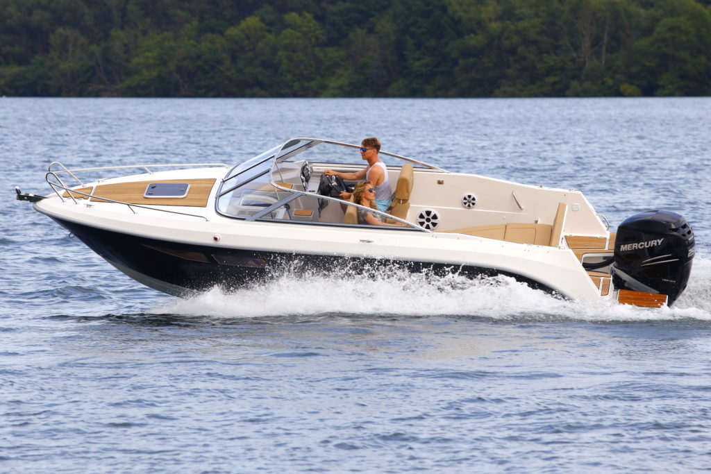 Atlantic Marine Day Cruiser 720